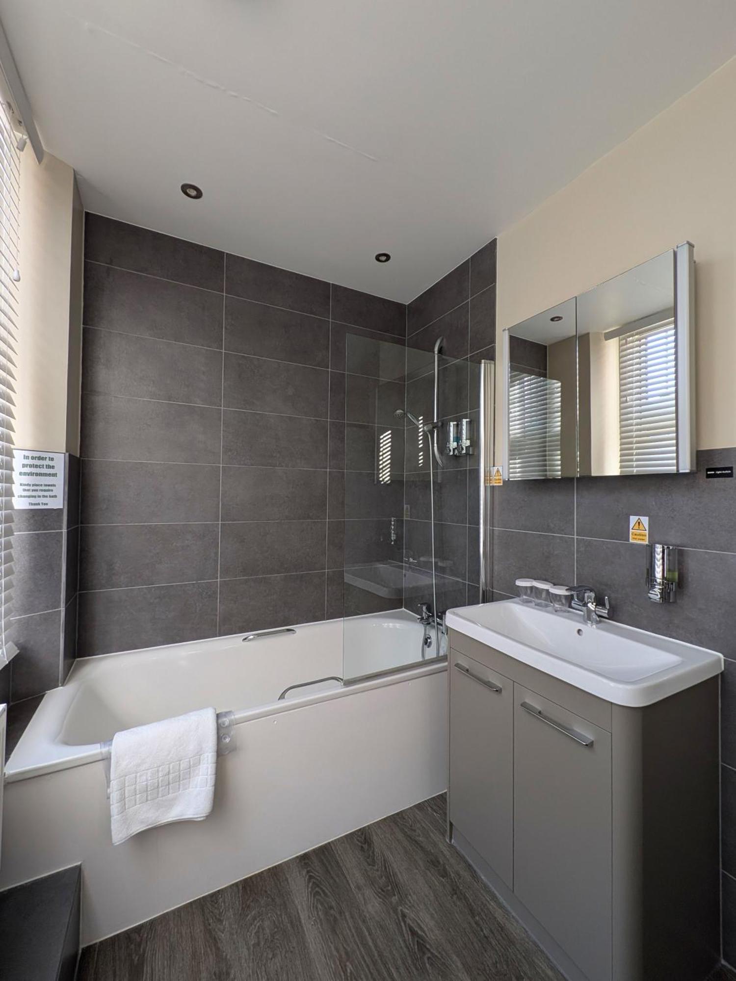 Royal 3* Oxford