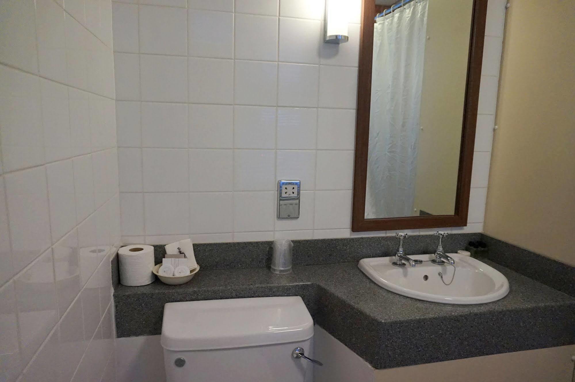 Royal Hotel 3*